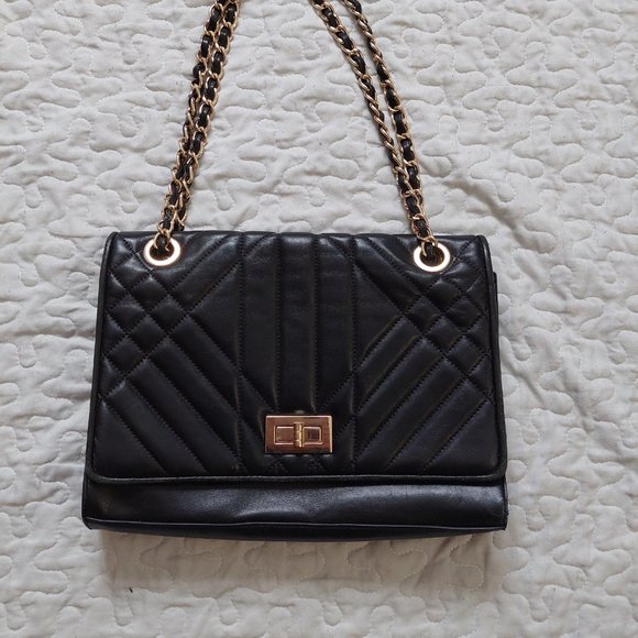 Black faux leather crossbody purse with adjustable stap and art deco pattern - Picture 1 of 8